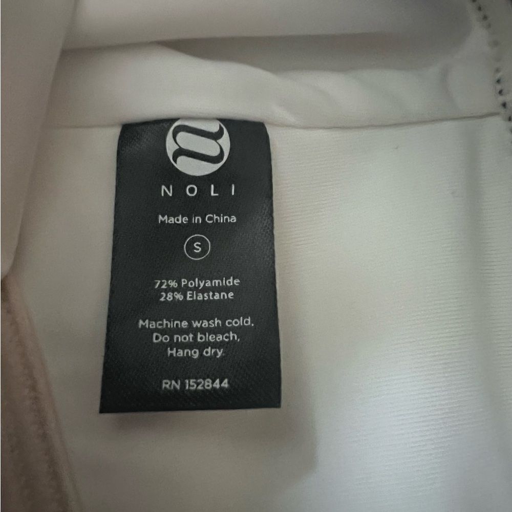 Noli Reflective T-Back size Small - Picture 3 of 3